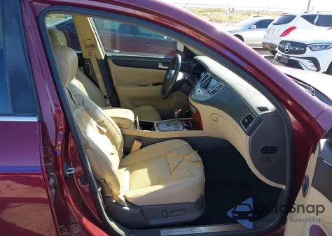 2012 Hyundai Genesis 3.8 from USA, damaged, VIN KMHGC4DD7CU195579